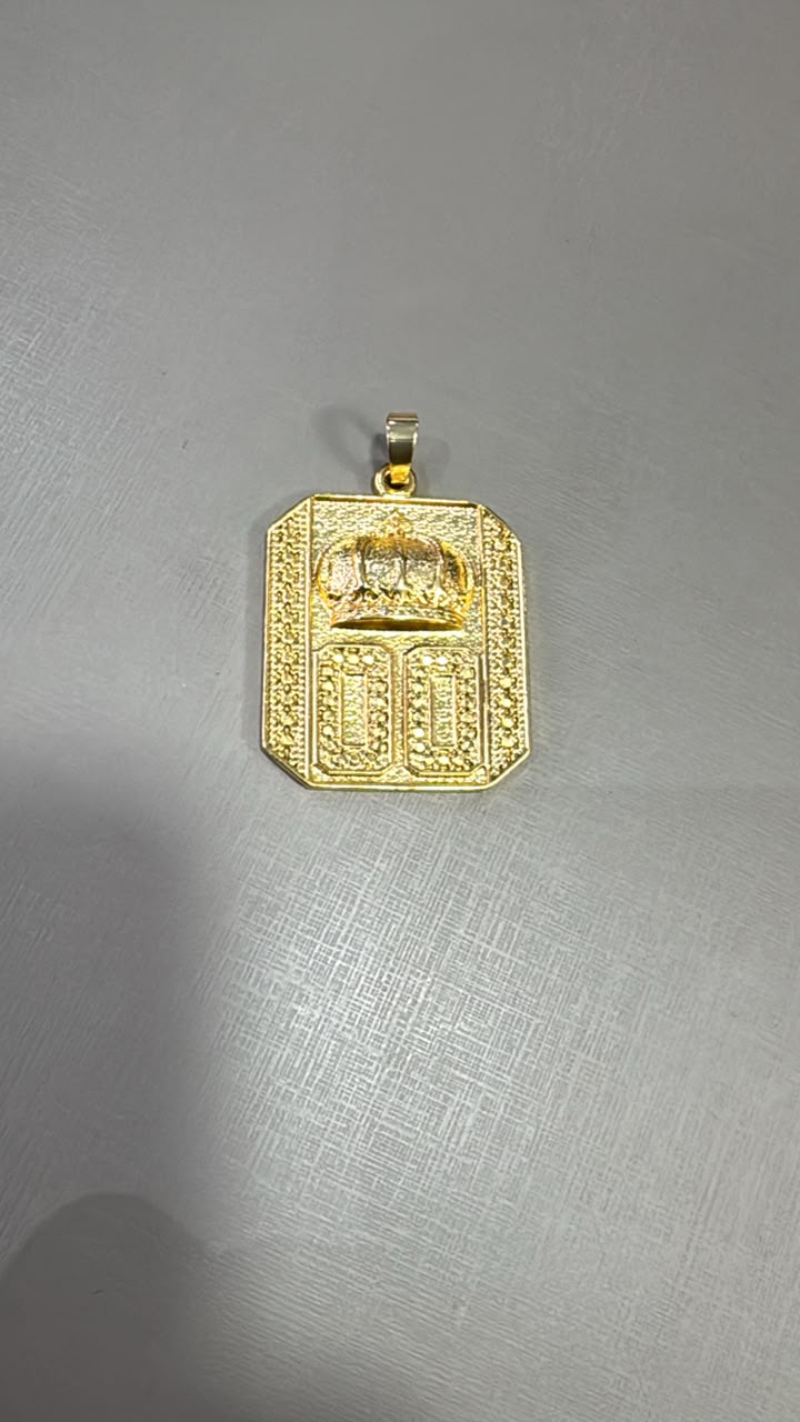Pingente Dourado Premium 00